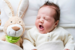 Psychológia pre milujúcich rodičov: Ako uspávate svoje dieťa? Viete, prečo sa v noci budí?
