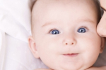 Prečo sa bábätkám mení farba očí?