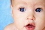DEDIČNOSŤ farby očí: Prečo majú takmer všetci novorodenci modré oči?
