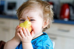 JEDÁLNIČEK po 1. roku dieťaťa: Aká strava je vhodná pre batoľatá?