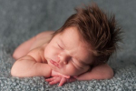 Lanugo u bábätiek: Jemné chĺpky na tele dieťatka