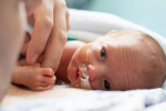 Príručka pre rodičov predčasne narodeného dieťaťa: Kŕmenie predčasniatka