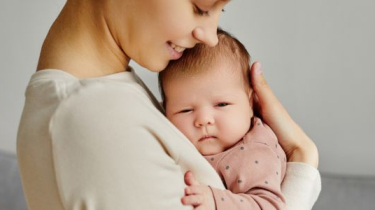 Laktačná amenorea: Nemôžem predsa otehotnieť, ak dojčím, však?