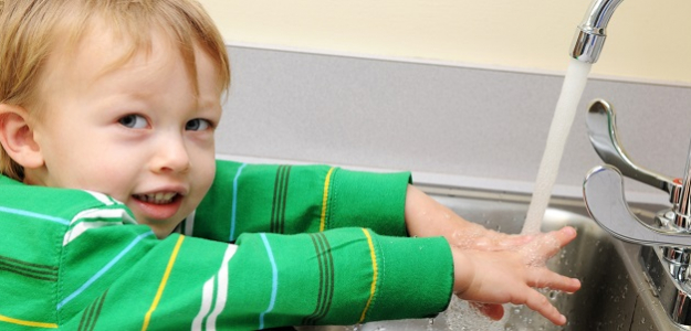 TOTO deti naučte: 9 krokov k čistým rúčkam