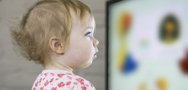 sledovanie televízie, vplyv obrazovky, žiarenie z obrazovky