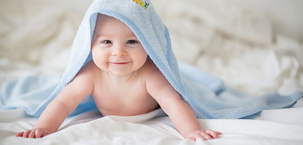 Kúpanie bábätka: čo potrebujete a ako postupovať?