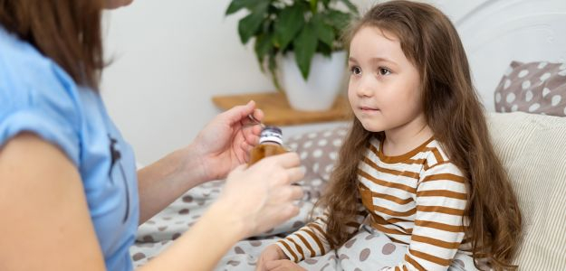 Pediatrička radí: Domáca liečba a režimové opatrenia pri bežných respiračných chorobách u detí