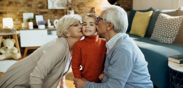 Všetkým starým rodičom – bez vás by sme to nedokázali