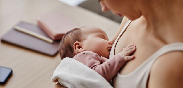 Tehotenstvo počas dojčenia: Čo robiť, ak som otehotnela a ešte stále dojčím?