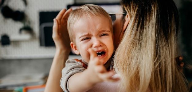 Ako zvládnuť krízové situácie v období vzdoru: Ako nie premeniť na spoluprácu