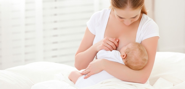 Problémy pri dojčení očami odborníčky: Odmietanie jedného prsníka