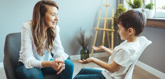 Generácia perfekcionistov nepotrebuje ďalší tlak Potrebuje pochopenie. Žijeme v dobe, keď je úspech prezentovaný ako jediná možná cesta. No z ľudí vyprcháva vášeň a radosť, z detí zvlášť