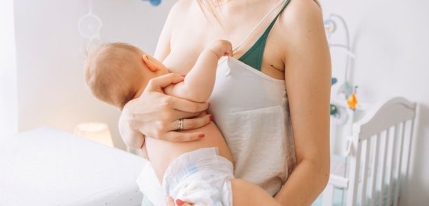 Dlhodobé dojčenie: Pre koho je vlastne dobré?