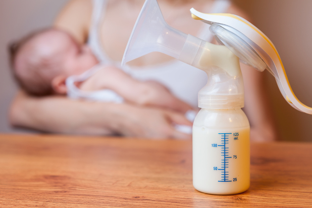 odsávanie materského mlieka, dojčenie, laktačná poradkyňa